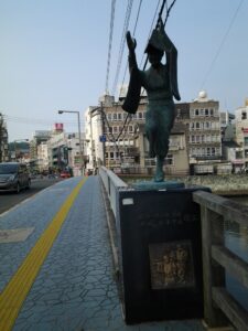 20140616_両国橋　阿波踊り像